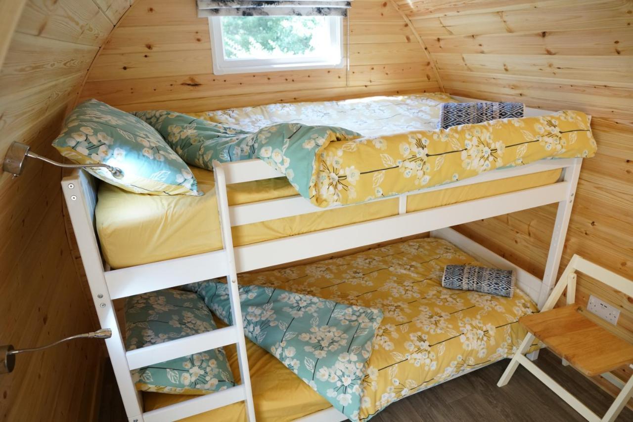 The Piggery Pod Hotel Sittingbourne Bagian luar foto