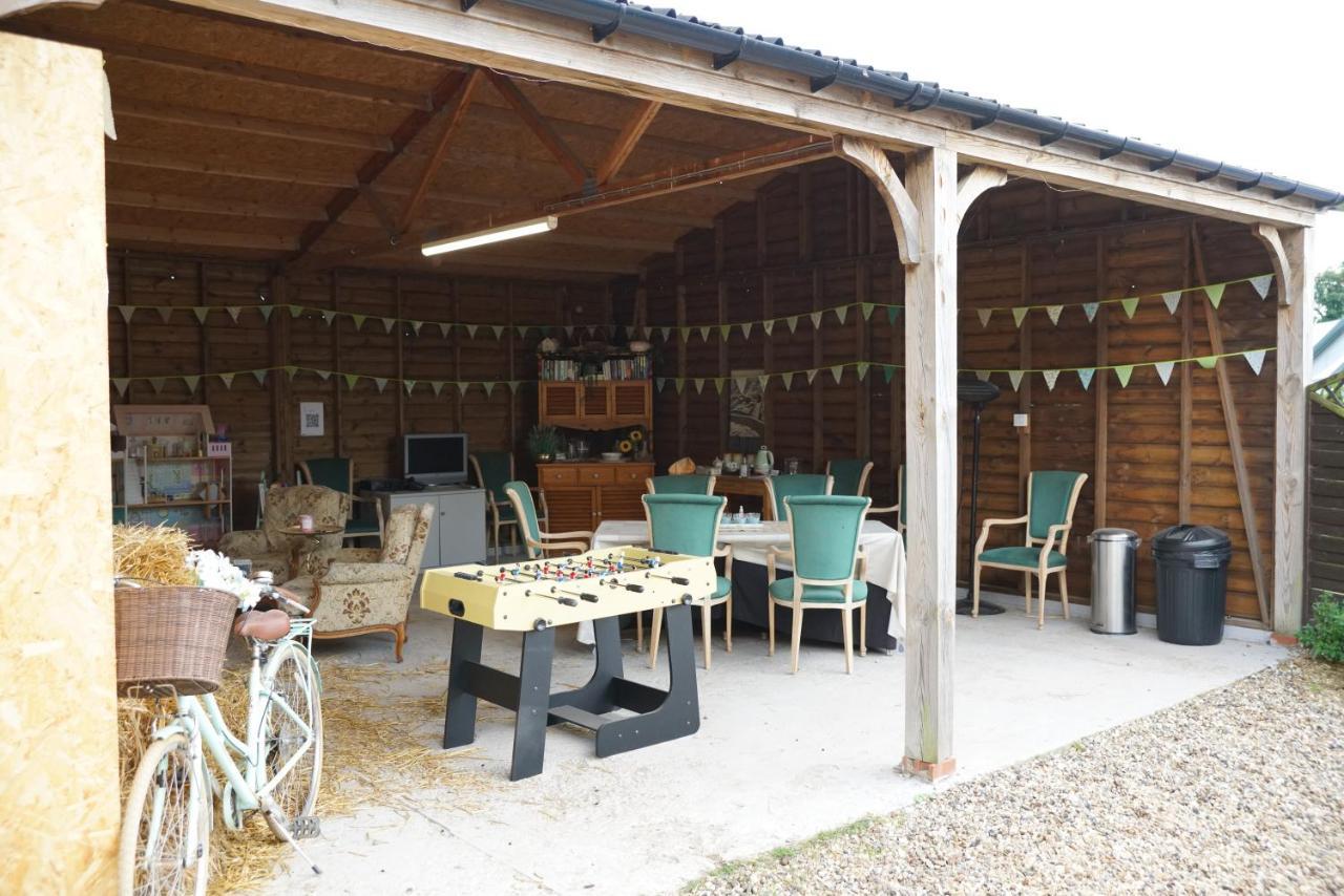 The Piggery Pod Hotel Sittingbourne Bagian luar foto